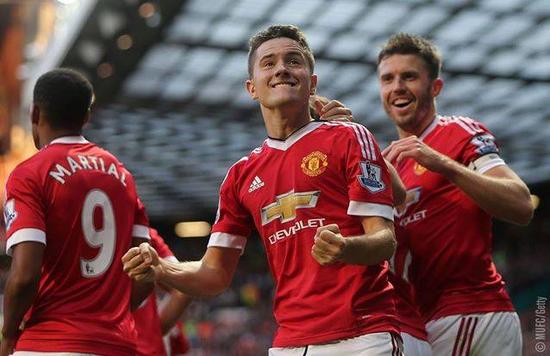 道两侧为他 道两侧为他